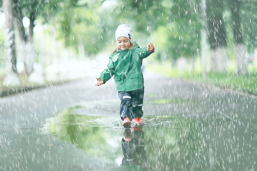 Dziecko w deszczu - zdjęcie partnera